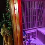 Nuit Insolite Avec Privatif A Agen Βίλα *